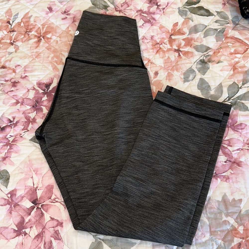 Size 6 Lululemon crops